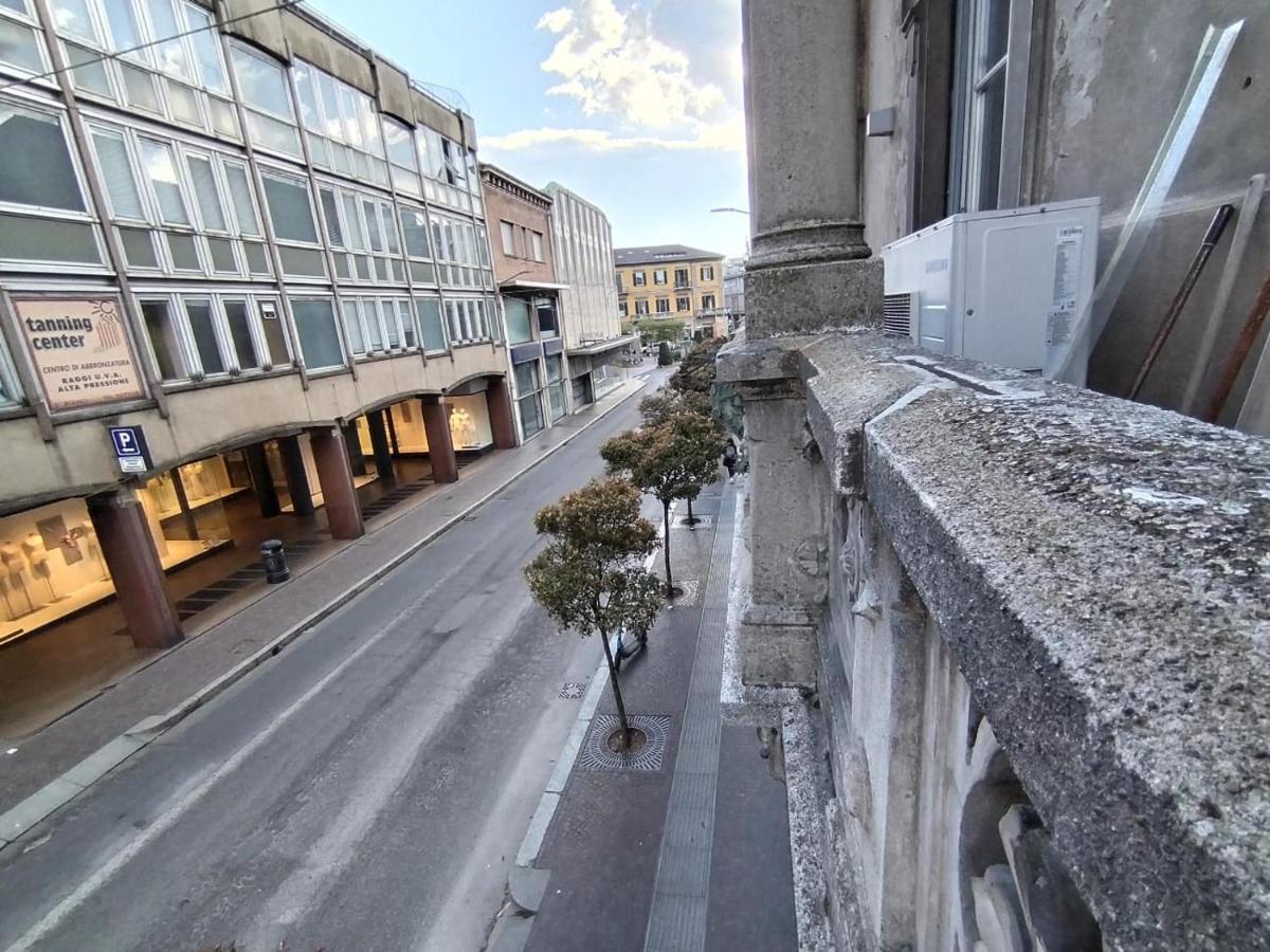 Loft Via Morosini Centro Varese - Ixihome Экстерьер фото